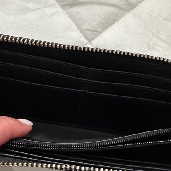 Coach Black Zip-Around Leather Wallet - Picture 5 of 6